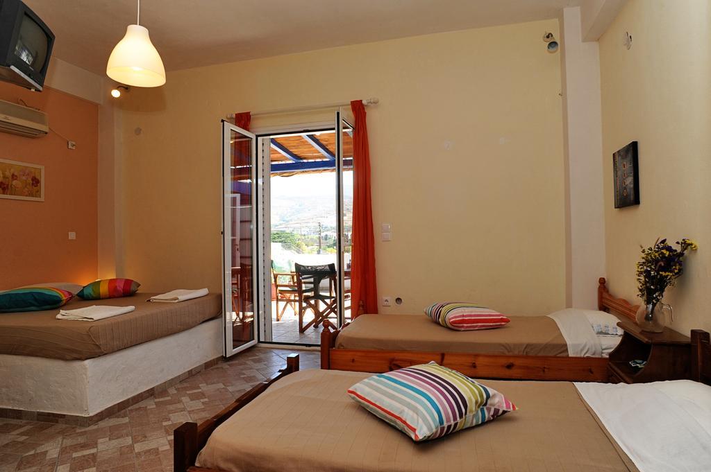 Pansion Andreas Appartement Tínos Kamer foto